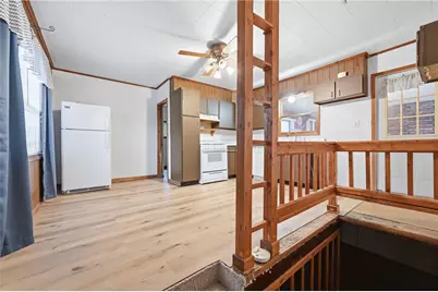 1 Walnut St, Greenville Boro, PA 16125 - Photo 7