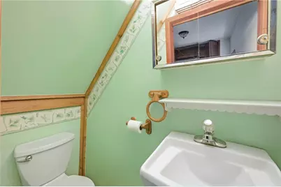 1 Walnut St, Greenville Boro, PA 16125 - Photo 15