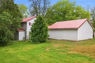 1 Walnut St, Greenville Boro, PA 16125 - Photo 25
