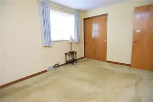 1150 Vivjon Dr, West Homestead, PA 15120 - Photo 29