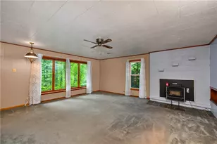 697 Anderson Rd, Sandy Lake Township, PA 16153 - Photo 21