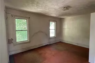 1302 Coal St, Pittsburgh, PA 15221 - Photo 11