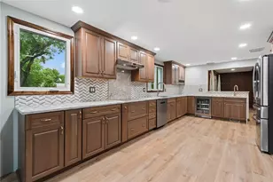 22 Buzzardtown Rd, Hempfield Township, PA 15642 - Photo 7