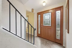 139 E Edgewood Dr, Peters Township, PA 15317 - Photo 5