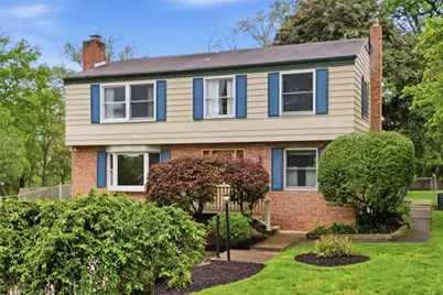 139 E Edgewood Dr, Peters Township, PA 15317 - Photo 1