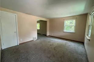 2017 Lafayette St, Pittsburgh, PA 15218 - Photo 9