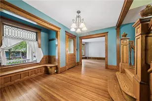221 Tioga St, Westmont Hilltop School District, PA 15905 - Photo 5