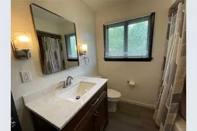 221 N Cascade St, New Castle, PA 16101 - Photo 13