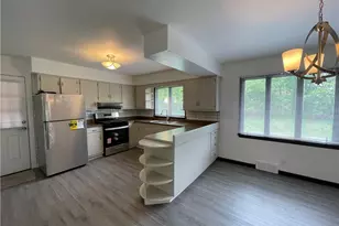 221 N Cascade St, New Castle, PA 16101 - Photo 5