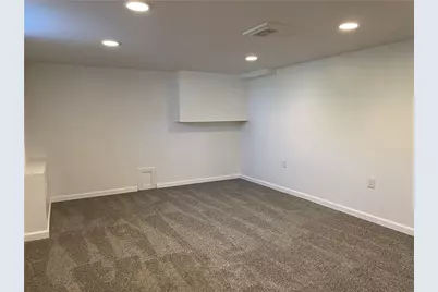 221 N Cascade St, New Castle, PA 16101 - Photo 17