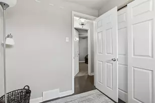 226 Cedarcove St, Pittsburgh, PA 15227 - Photo 11