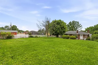 551 Millers Lane, Pittsburgh, PA 15239 - Photo 33