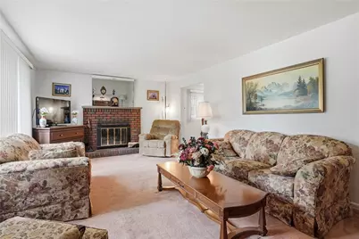 551 Millers Lane, Pittsburgh, PA 15239 - Photo 7