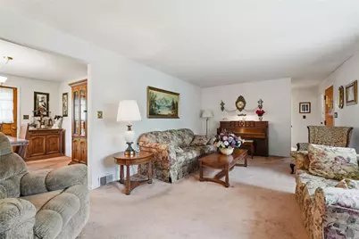 551 Millers Lane, Pittsburgh, PA 15239 - Photo 11