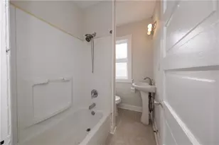 1204 Woodland Ave, Pittsburgh, PA 15212 - Photo 13