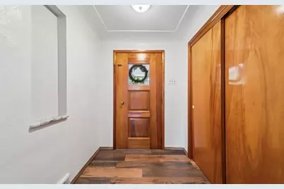 946 Peairs Rd, Elizabeth Twp/Boro, PA 15037 - Photo 5