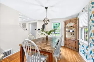 1801 Vollmer Dr, Pittsburgh, PA 15116 - Photo 5