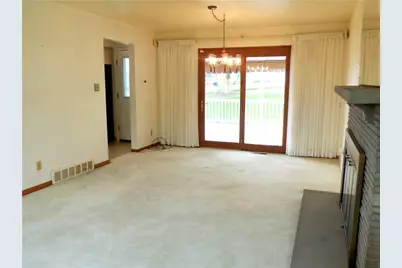 640 Longvue Drive, Chartiers, PA 15342 - Photo 5