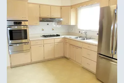 640 Longvue Drive, Chartiers, PA 15342 - Photo 7