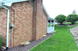 640 Longvue Dr, Chartiers, PA 15342 - Photo 29
