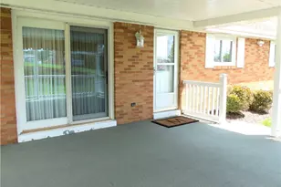 640 Longvue Dr, Chartiers, PA 15342 - Photo 33