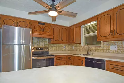 16 Wallace Rd, Pittsburgh, PA 15209 - Photo 11