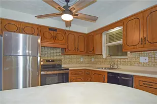 16 Wallace Rd, Pittsburgh, PA 15209 - Photo 11