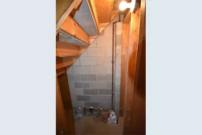 16 Wallace Rd, Pittsburgh, PA 15209 - Photo 27