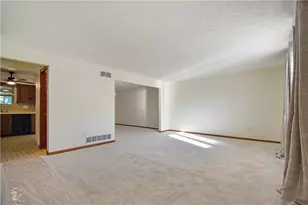 16 Wallace Rd, Pittsburgh, PA 15209 - Photo 3