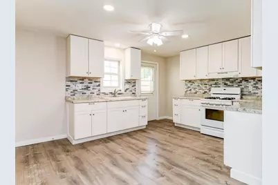 1317 4th Ave, Conway, PA 15027 - Photo 15