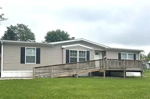 126 York Rd, Cranberry Township, PA 16066 - Photo 1