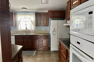126 York Rd, Cranberry Township, PA 16066 - Photo 7