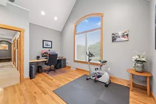 300 Hardy Dr, Pittsburgh, PA 15241 - Photo 7