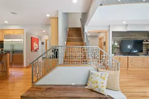 300 Hardy Dr, Pittsburgh, PA 15241 - Photo 13