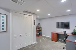 705 Helen Ct, Cranberry Township, PA 16066 - Photo 37