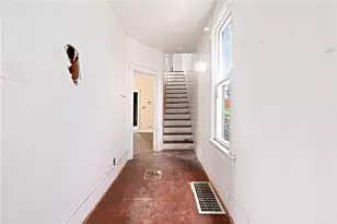 2022 Kenneth Ave, Arnold, PA 15068 - Photo 3