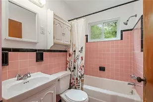 9246 Mary Ave, Pittsburgh, PA 15237 - Photo 15