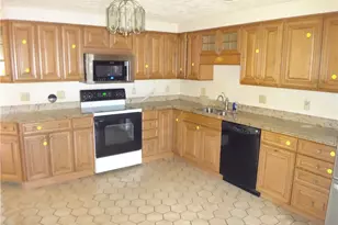 41 Playford Ave, Brownsville, PA 15417 - Photo 15