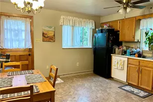 5218 Meadow St, Pittsburgh, PA 15236 - Photo 9