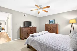 100 Pebble Beach Ct, Ohioville, PA 15009 - Photo 11