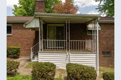 128 Clover Dr, Center Township, PA 15061 - Photo 15