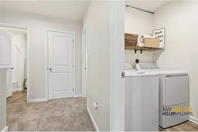 345 Arden Dr, Lancaster Township, PA 16037 - Photo 13