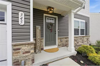 345 Arden Dr, Lancaster Township, PA 16037 - Photo 3
