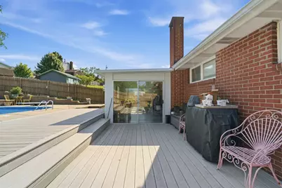 607 Stokes Dr, Elizabeth Twp/Boro, PA 15037 - Photo 37