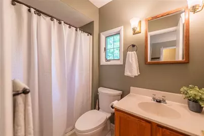 123 Southview Dr, Lancaster Township, PA 16037 - Photo 25