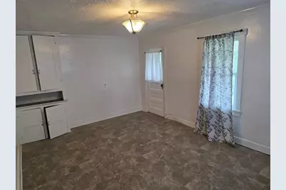 427 Mount Vernon Ave, Coraopolis, PA 15108 - Photo 5