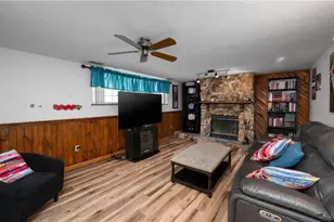 400 Cherokee, Center Township, PA 16001 - Photo 17