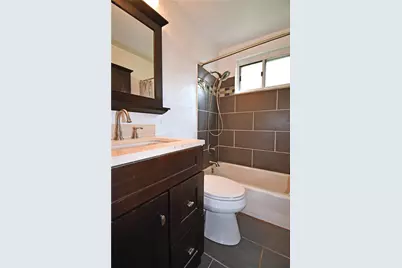 433 Ridgemont Dr, Pittsburgh, PA 15220 - Photo 17