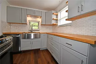 433 Ridgemont Dr, Pittsburgh, PA 15220 - Photo 9