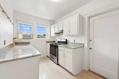 721 Roselawn Avenue #C5, Pittsburgh, PA 15228 - Photo 9